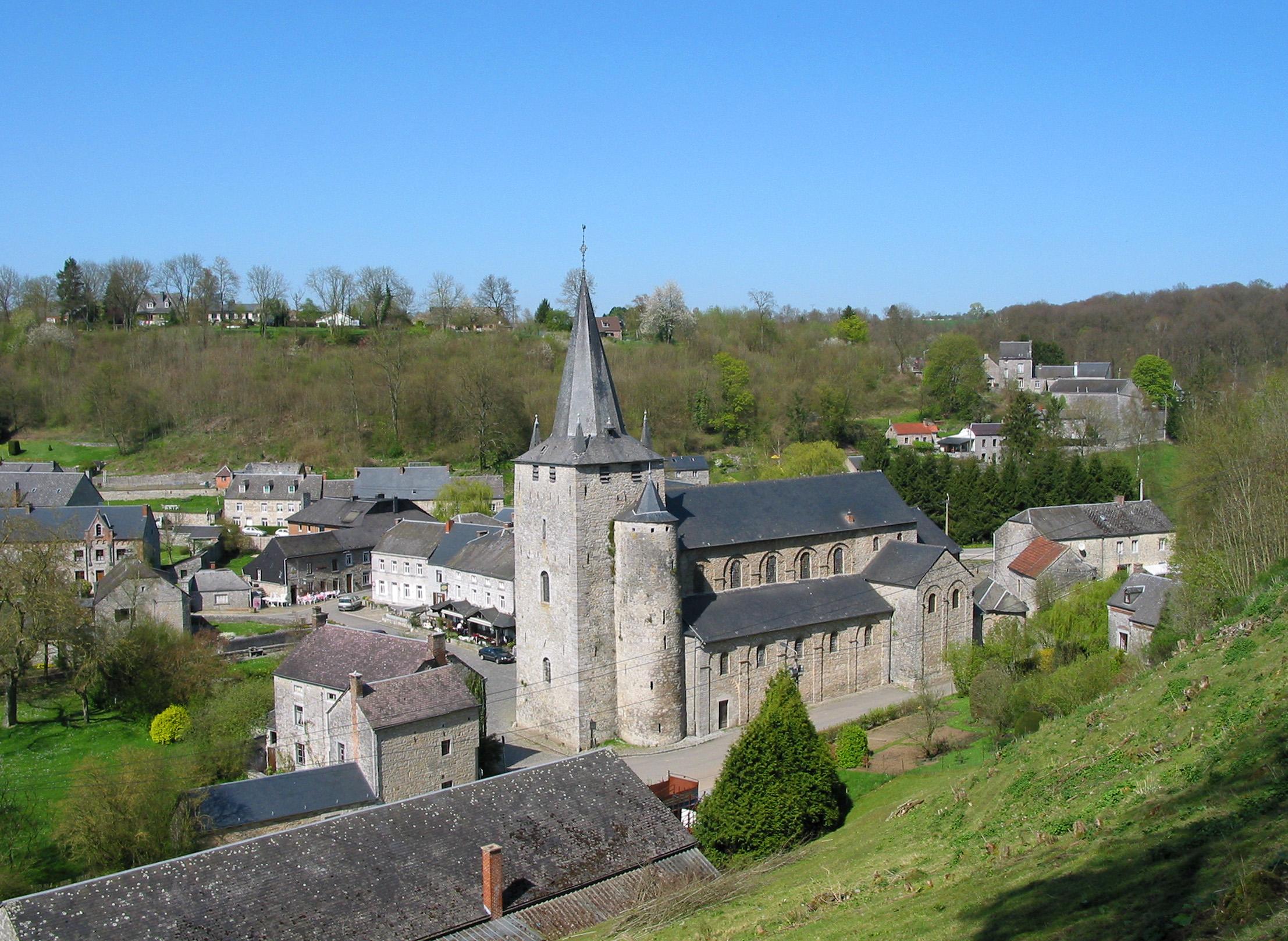 Église Saint-Hadelin de Celles